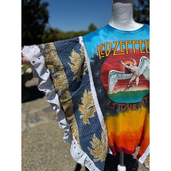 Shuggie Fierce Upcycled and Handmade Kantha Led Zepplin Poncho One Size - Picture 9 of 11